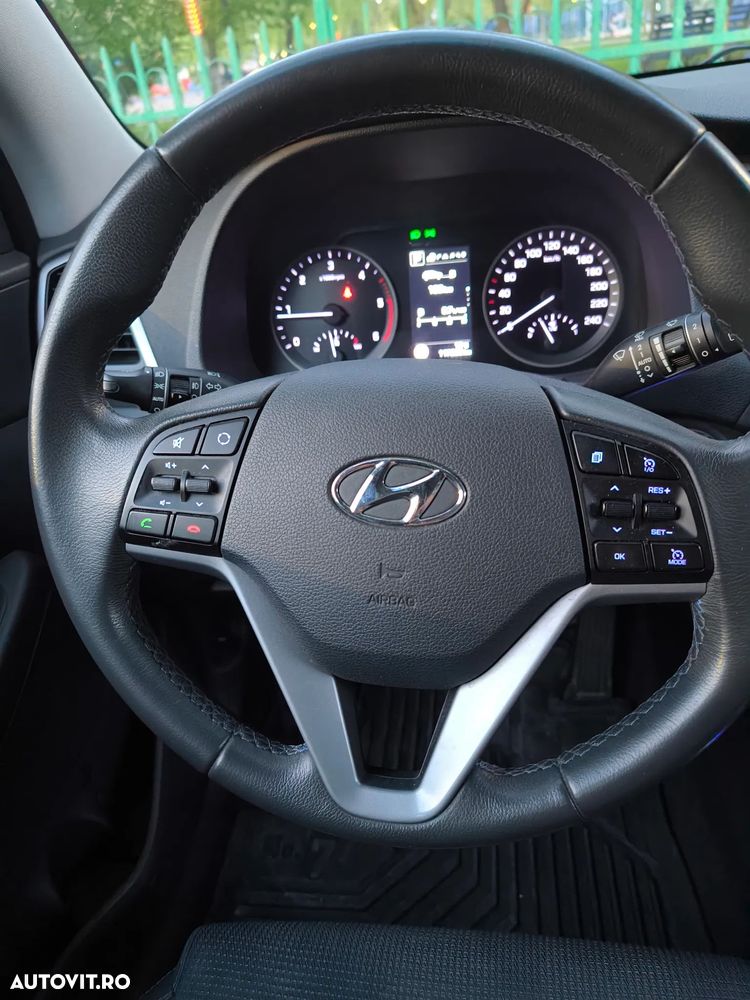 Hyundai Tucson 2.0 CRDI 4WD Automatik Style - 15