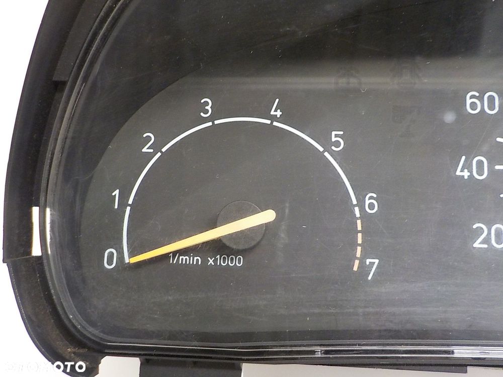 SAAB 900 II NG 2.0 B204I LICZNIK ZEGARY 4617569 EU - 3