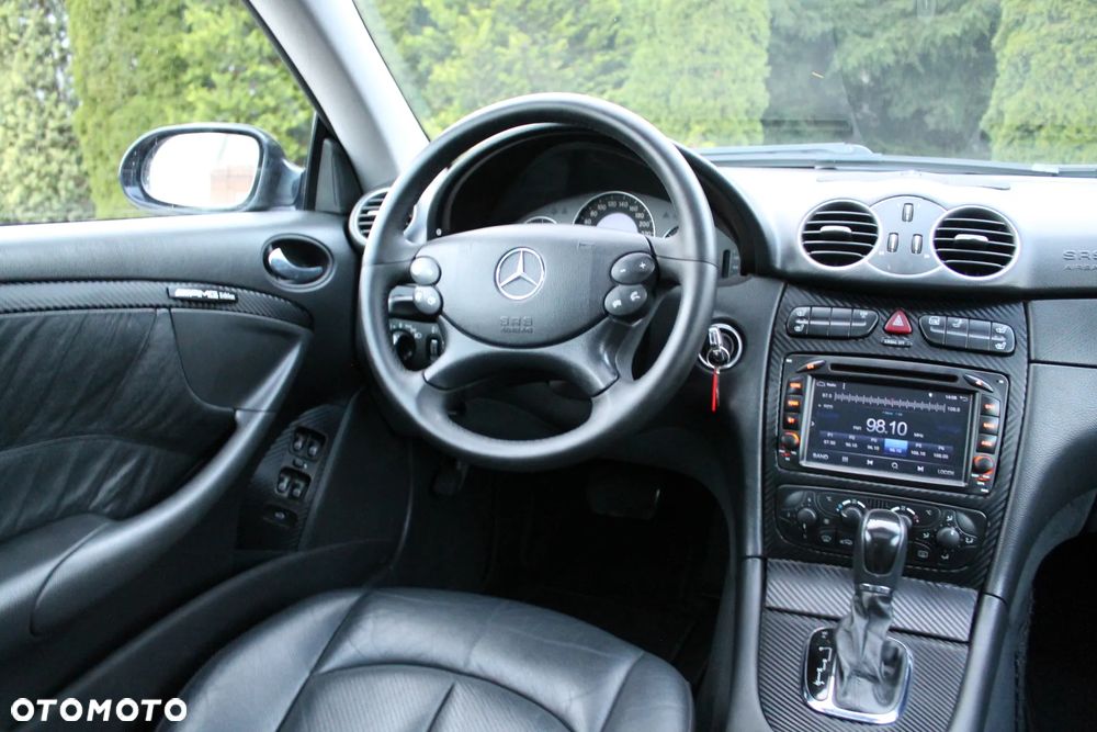 Mercedes-Benz CLK ver-1-9-tdi-highline - 26