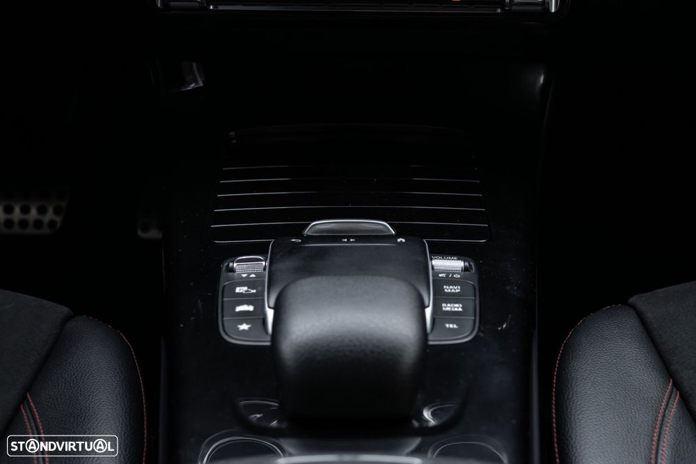 Mercedes-Benz CLA 250 e AMG Line - 22