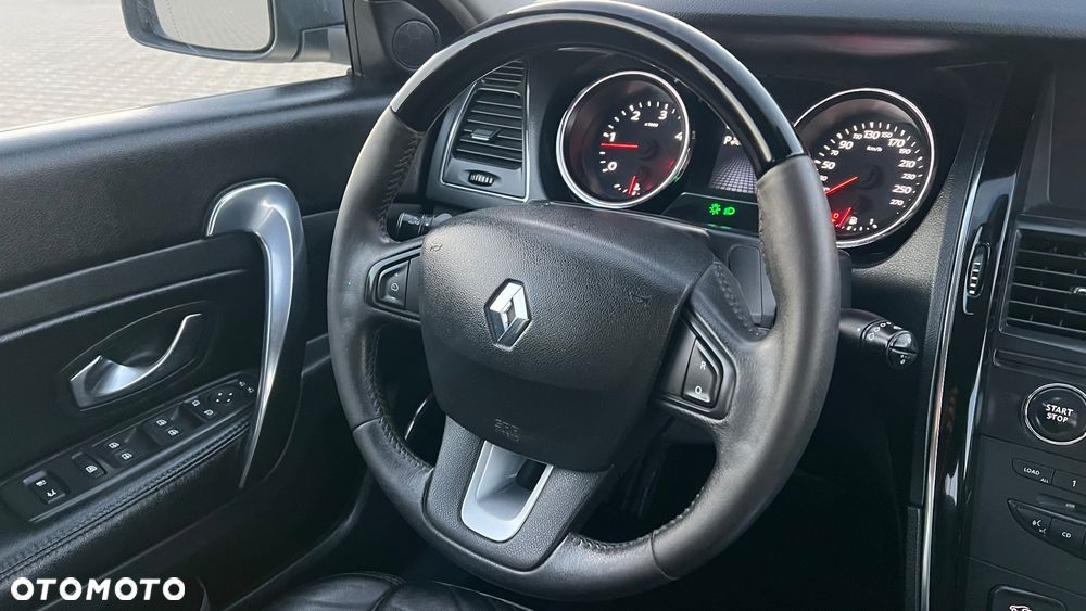 Renault Latitude 2.0 dCi Initiale - 23