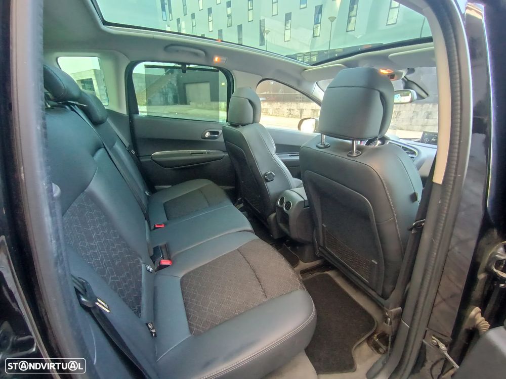 Peugeot 3008 1.6 BlueHDi Allure EAT6 - 27