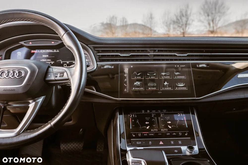 Audi Q8 55 TFSI quattro tiptronic - 30