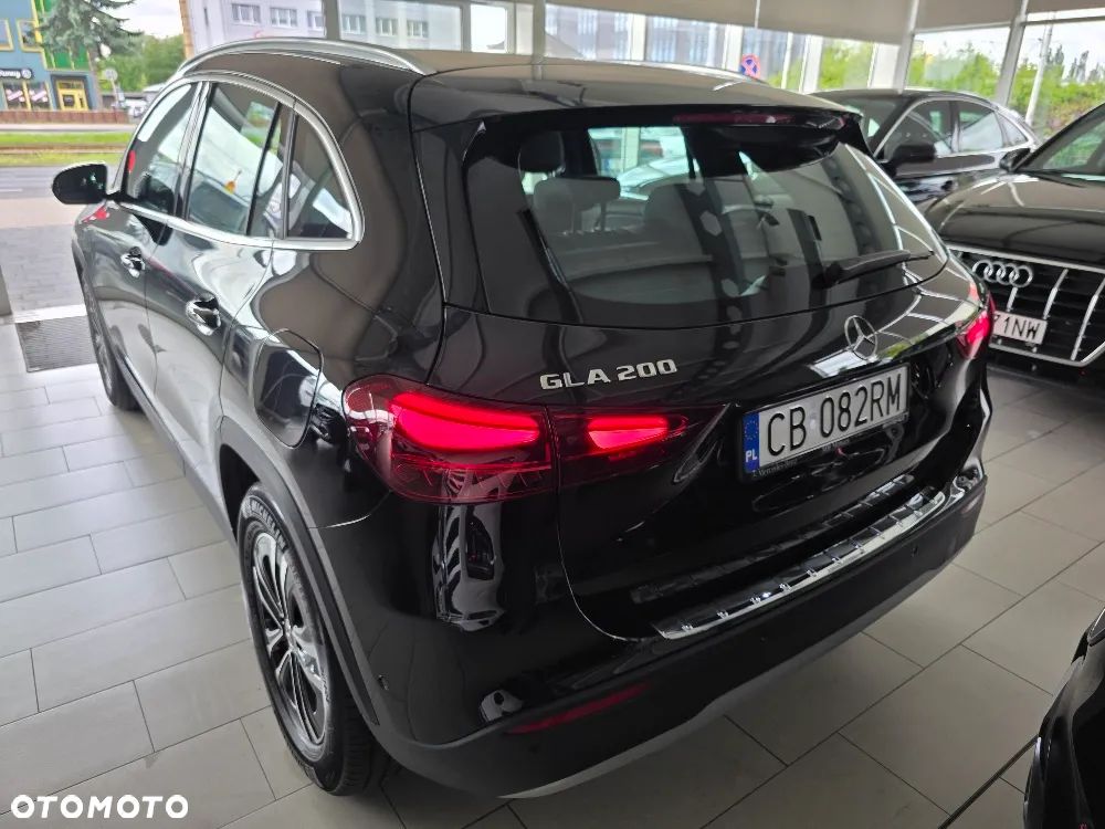 Mercedes-Benz GLA 200 Style - 13