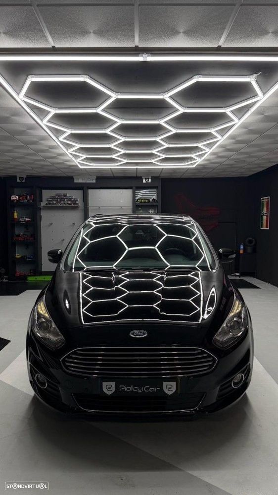 Ford S-Max 2.0 TDCi Titanium - 1