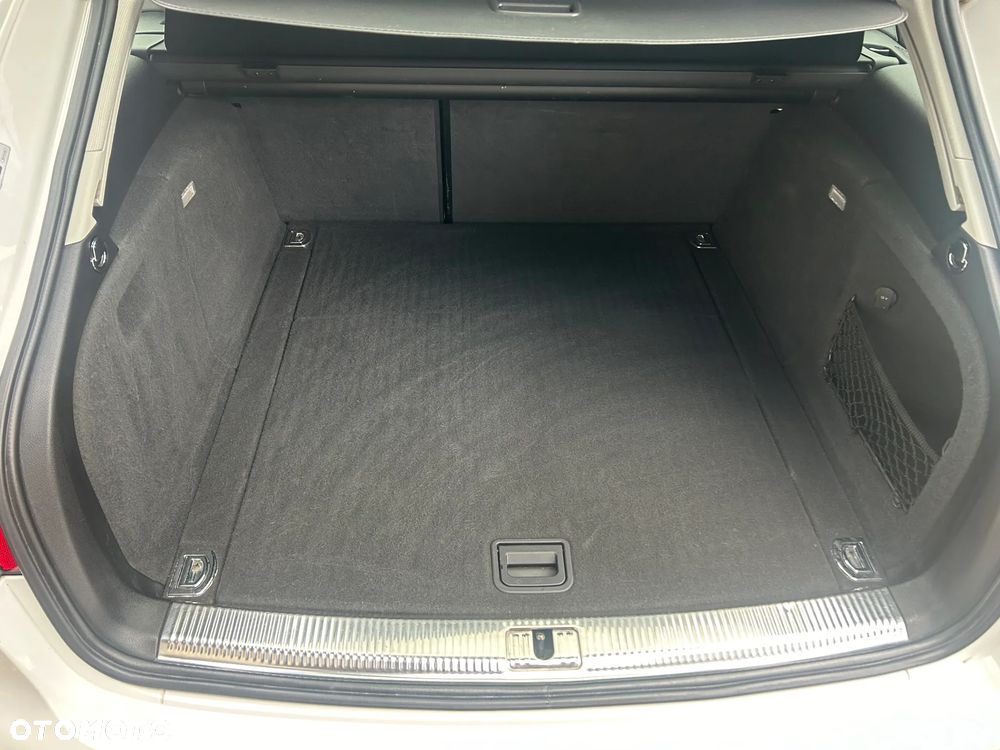 Audi A4 Avant 2.0 TDI - 12