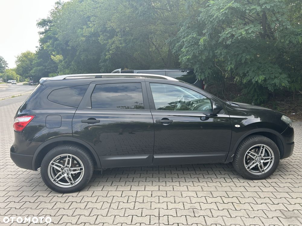 Nissan Qashqai+2 - 8