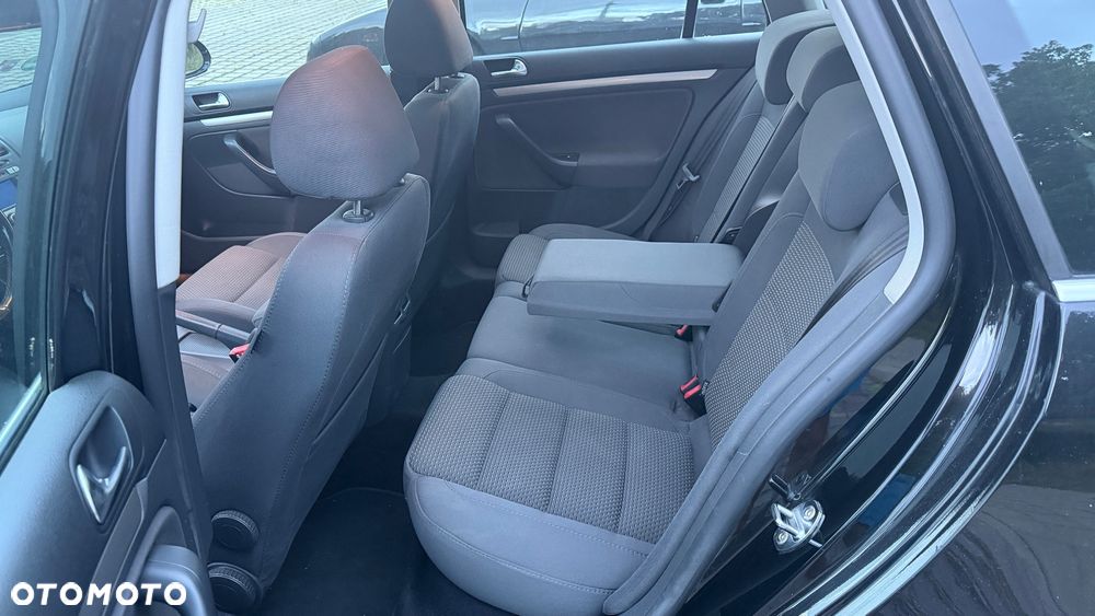 Volkswagen Golf 1.9 TDI DPF Comfortline - 10