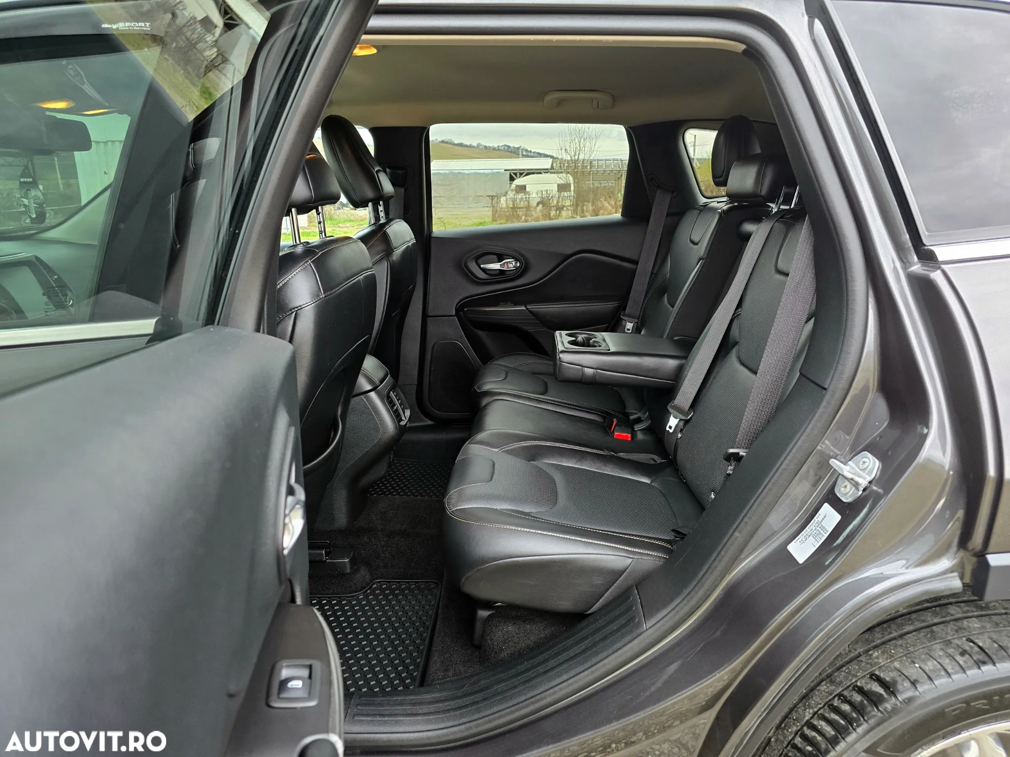 Jeep Cherokee 2.0 Mjet 4x4 AT Limited - 29