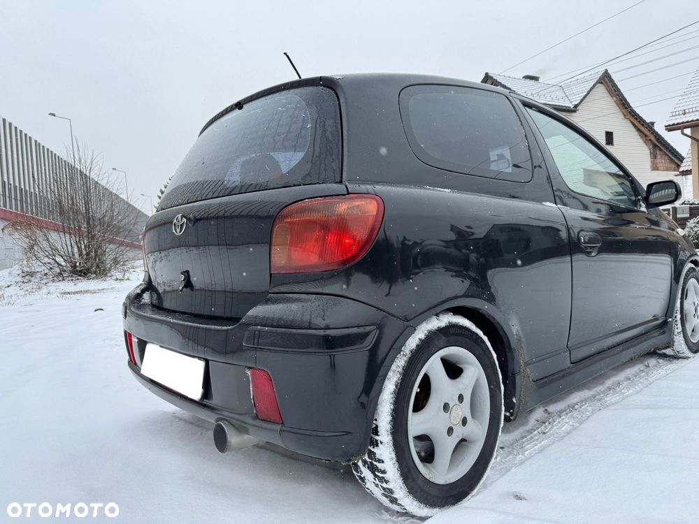 Toyota Yaris - 6