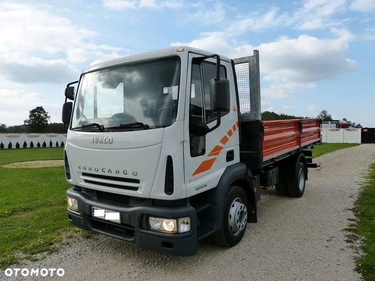Iveco EUROCARGO 120E18 NOWA 3- STRONNA WYWROTKA /  KIPER /DMC 12.000 KG /STARE TACHO / BLOKADA MOSTU /ŁAD. 7200 KG SUPER STAN - 2