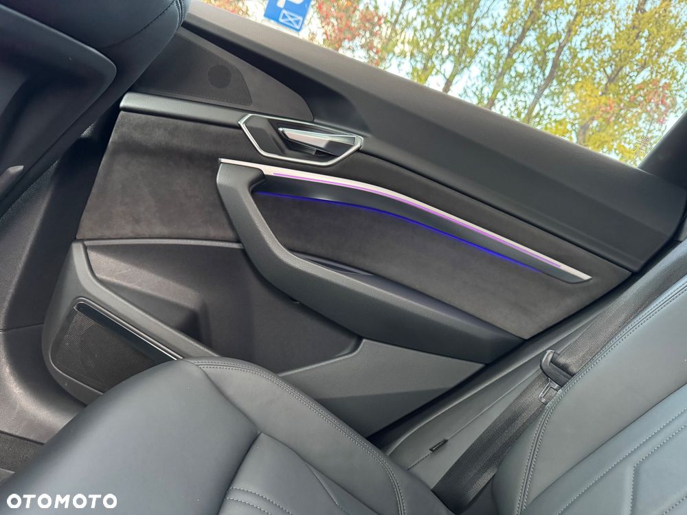Audi e-tron 55 Quattro - 27