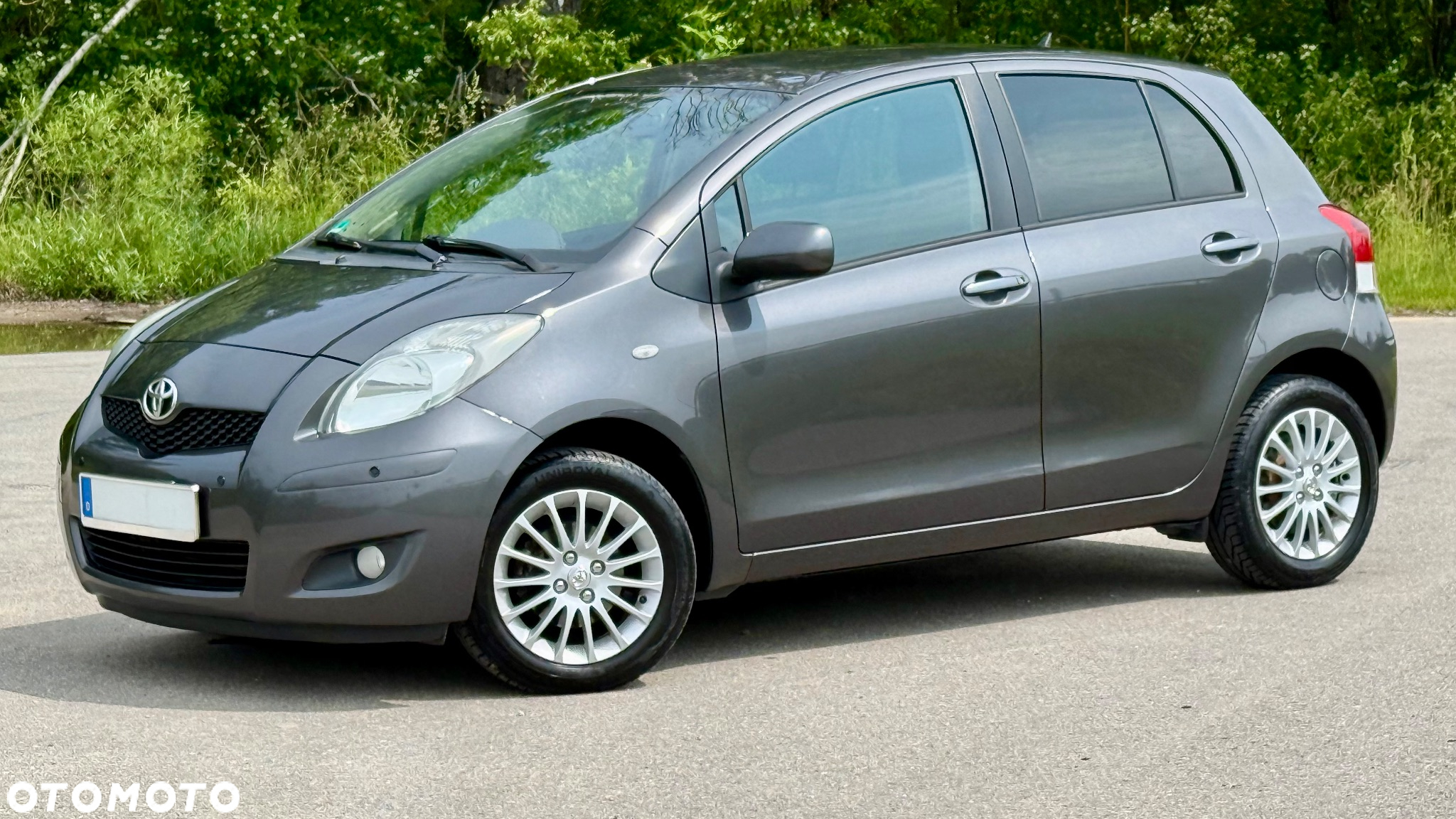 Toyota Yaris - 5