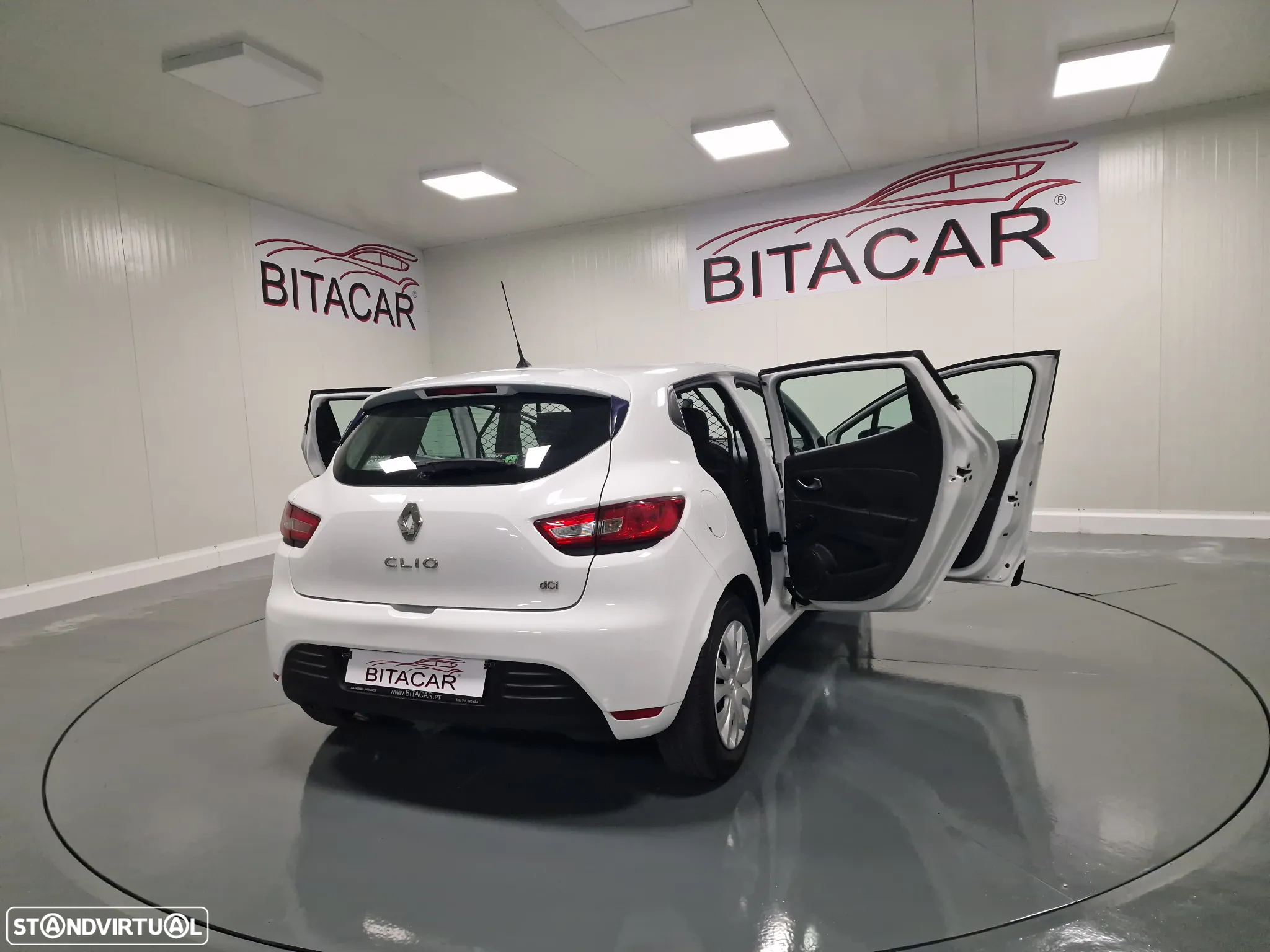 Renault CLIO SOCIETE 1.5 DCI ZEN IVA DEDUTIVEL - 29