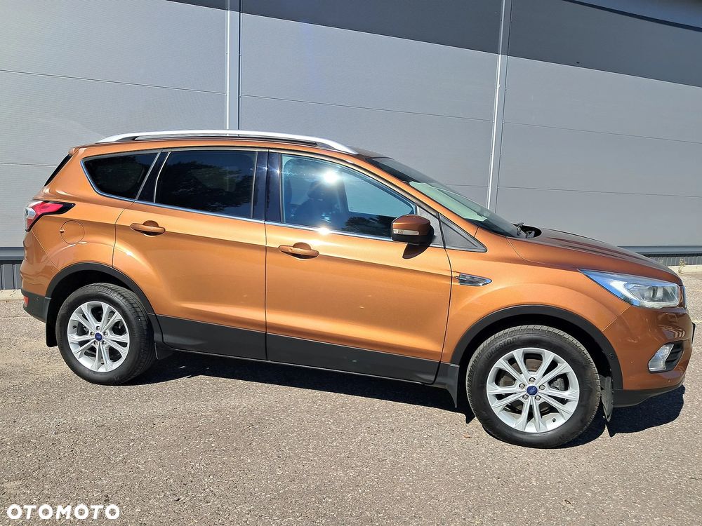 Ford Kuga 1.5 EcoBoost 2x4 Titanium - 9