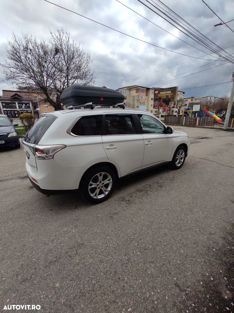 Mitsubishi Outlander 2.2 DI-D 2WD Invite - 6