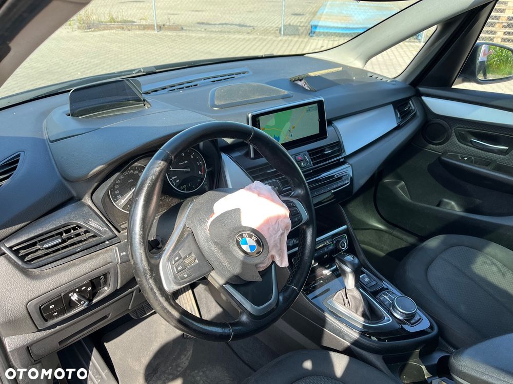 BMW Seria 2 220d Gran Tourer - 10
