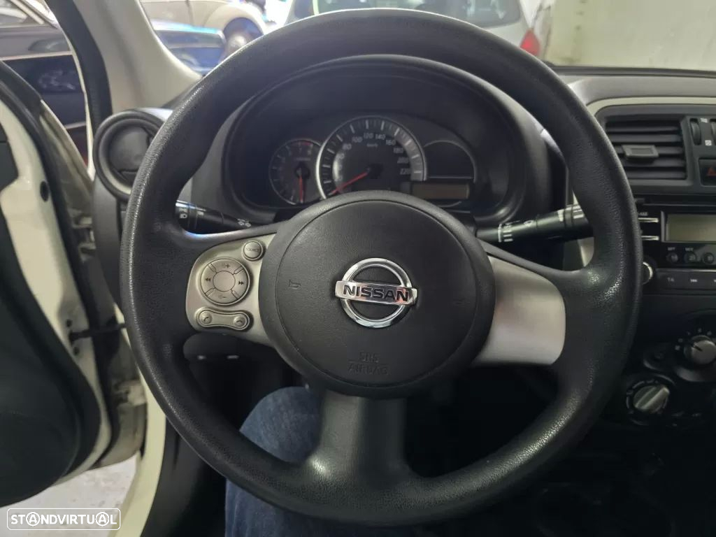 Nissan Micra 1.2 Tekna Premium Exterior White - 12