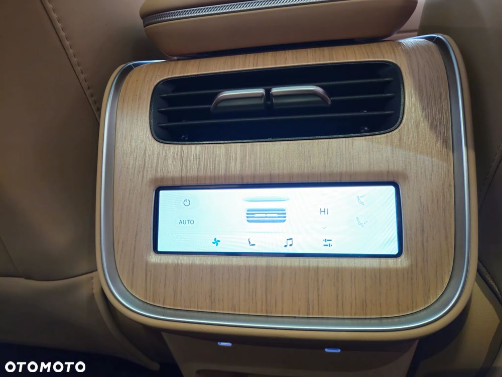 Exlantix ET 100kWh Premium AWD - 30