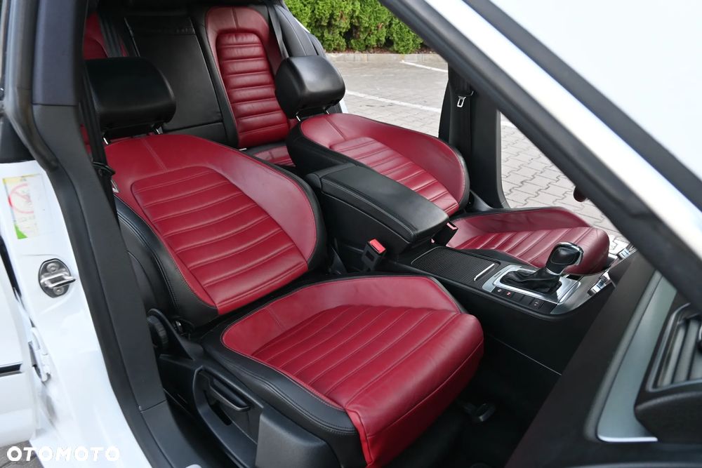 Volkswagen Passat CC 3.6 V6 4Motion DSG Individual - 36