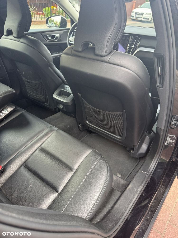 Volvo S60 B4 B Plus Dark - 8