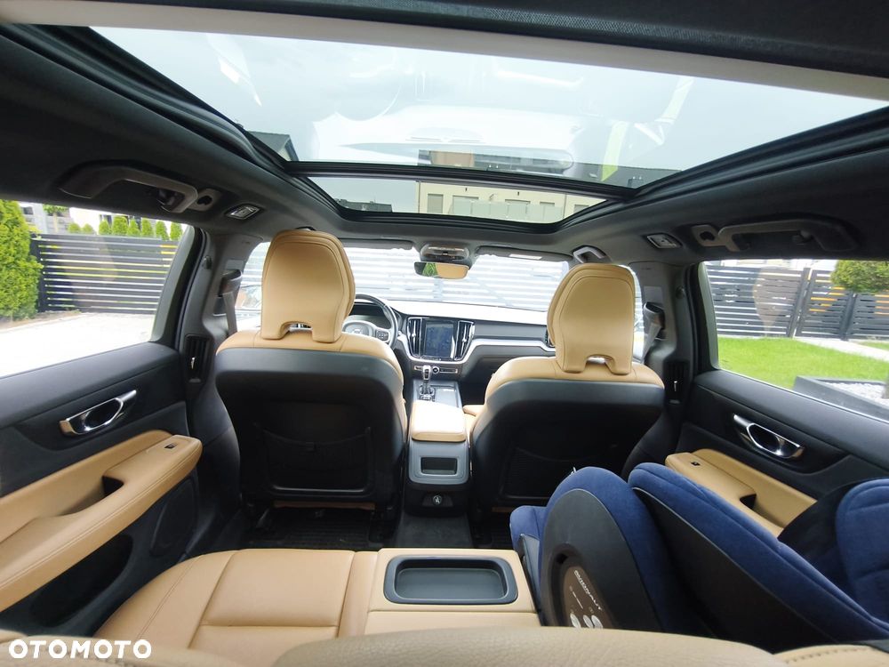 Volvo V60 D3 Momentum Pro - 8