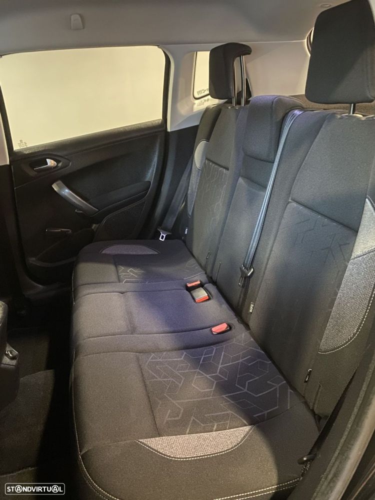 Peugeot 2008 1.5 BlueHDi Style - 37