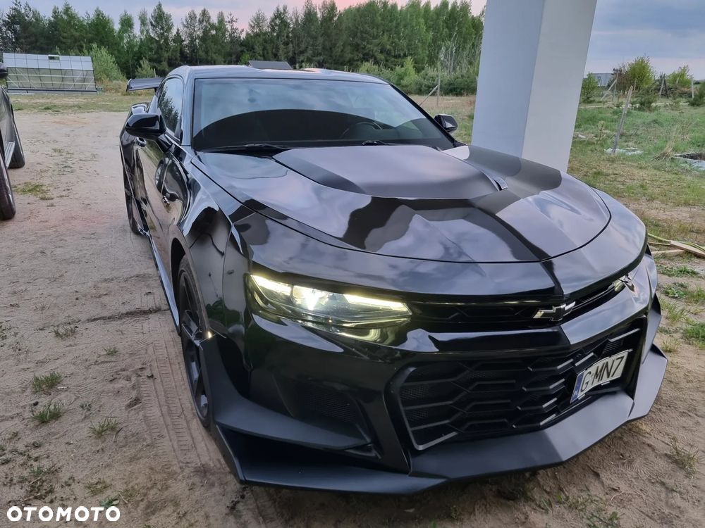 Chevrolet Camaro - 12