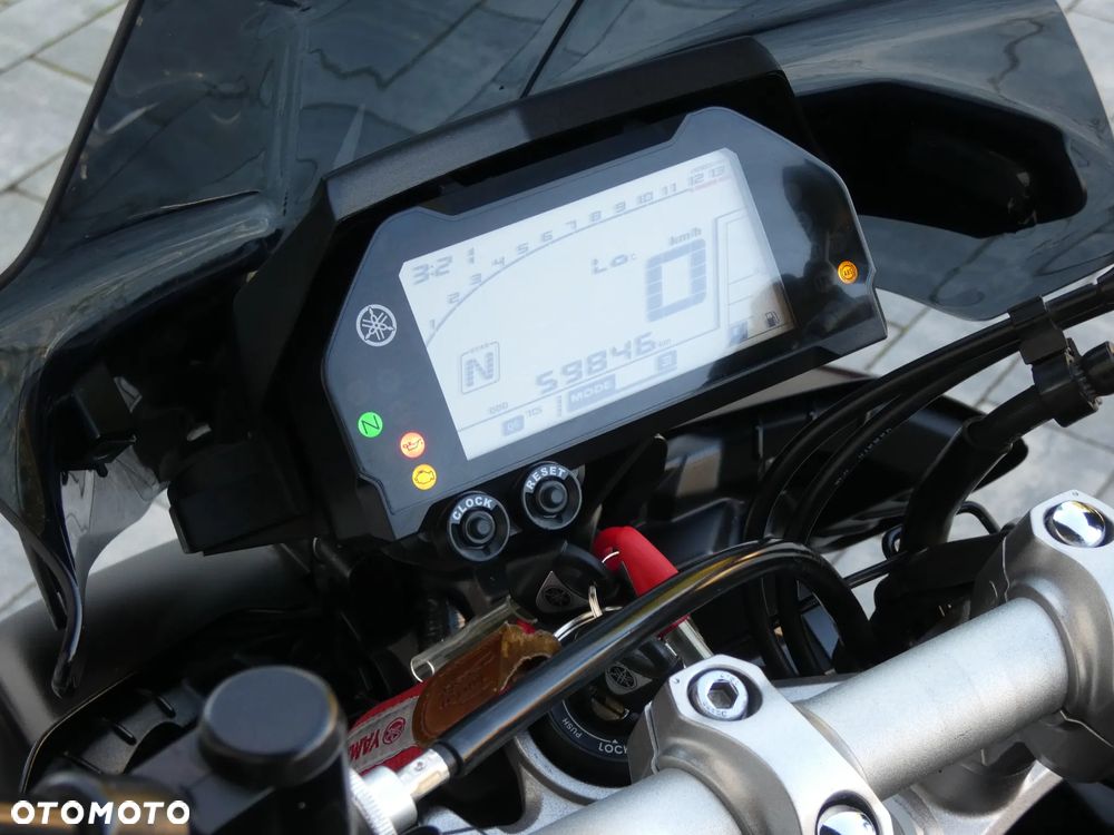 Yamaha MT - 7