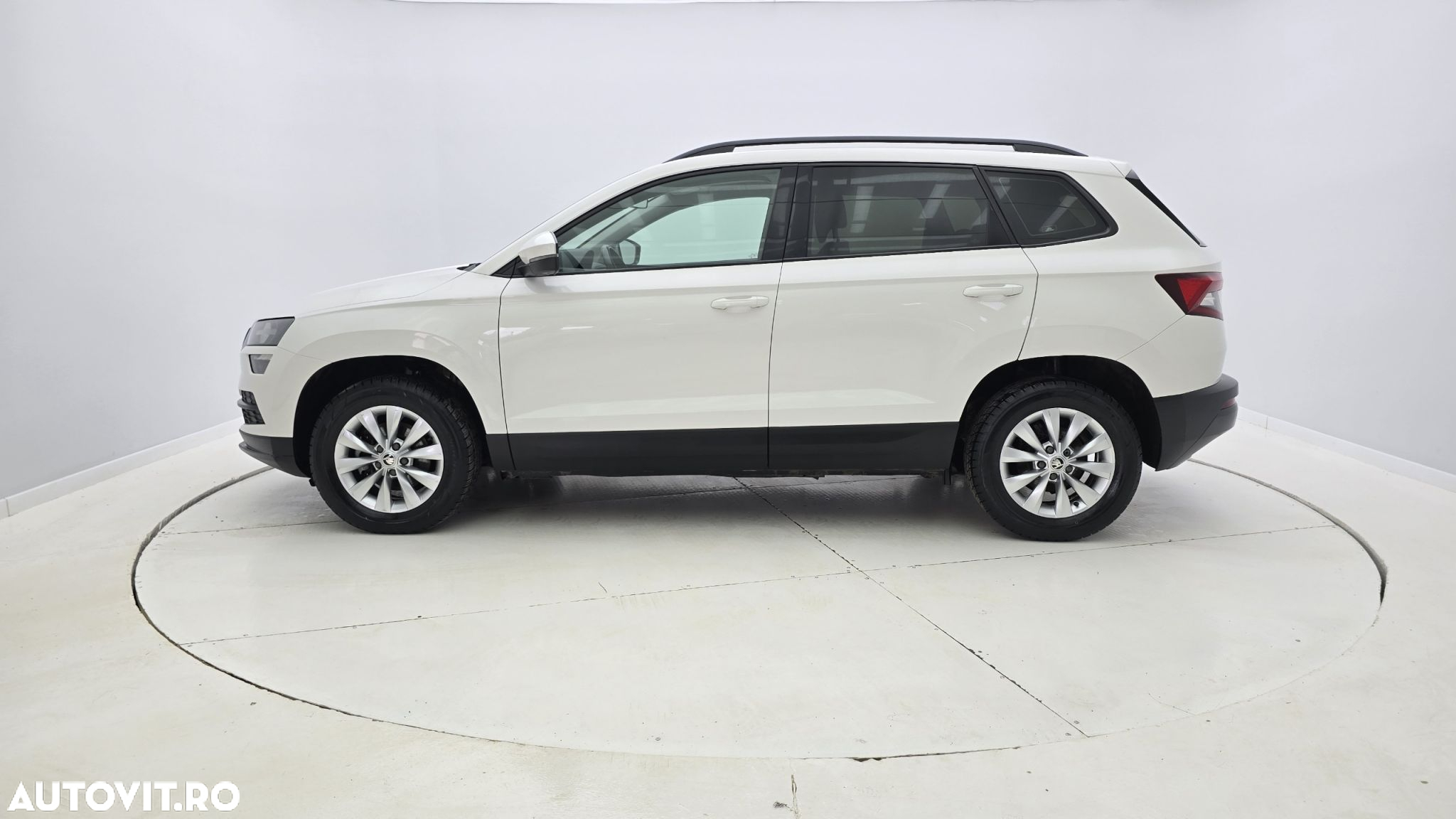 Skoda Karoq 1.6 TDI DSG Style - 9