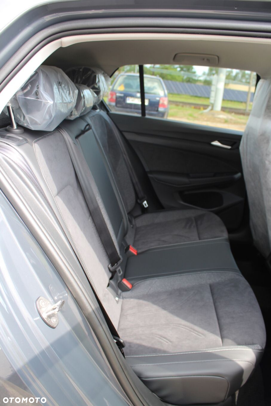 Volkswagen Golf VIII 1.5 TSI EVO Life - 10