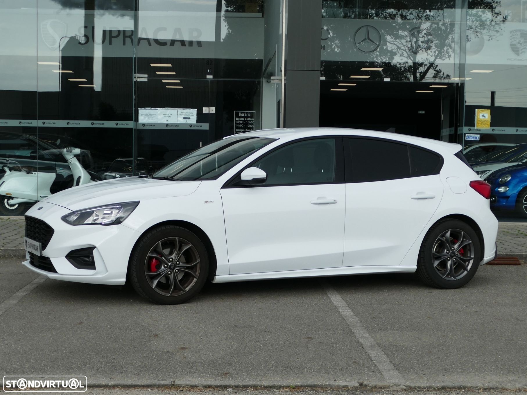 Ford Focus 1.0 EcoBoost MHEV ST-Line X - 10