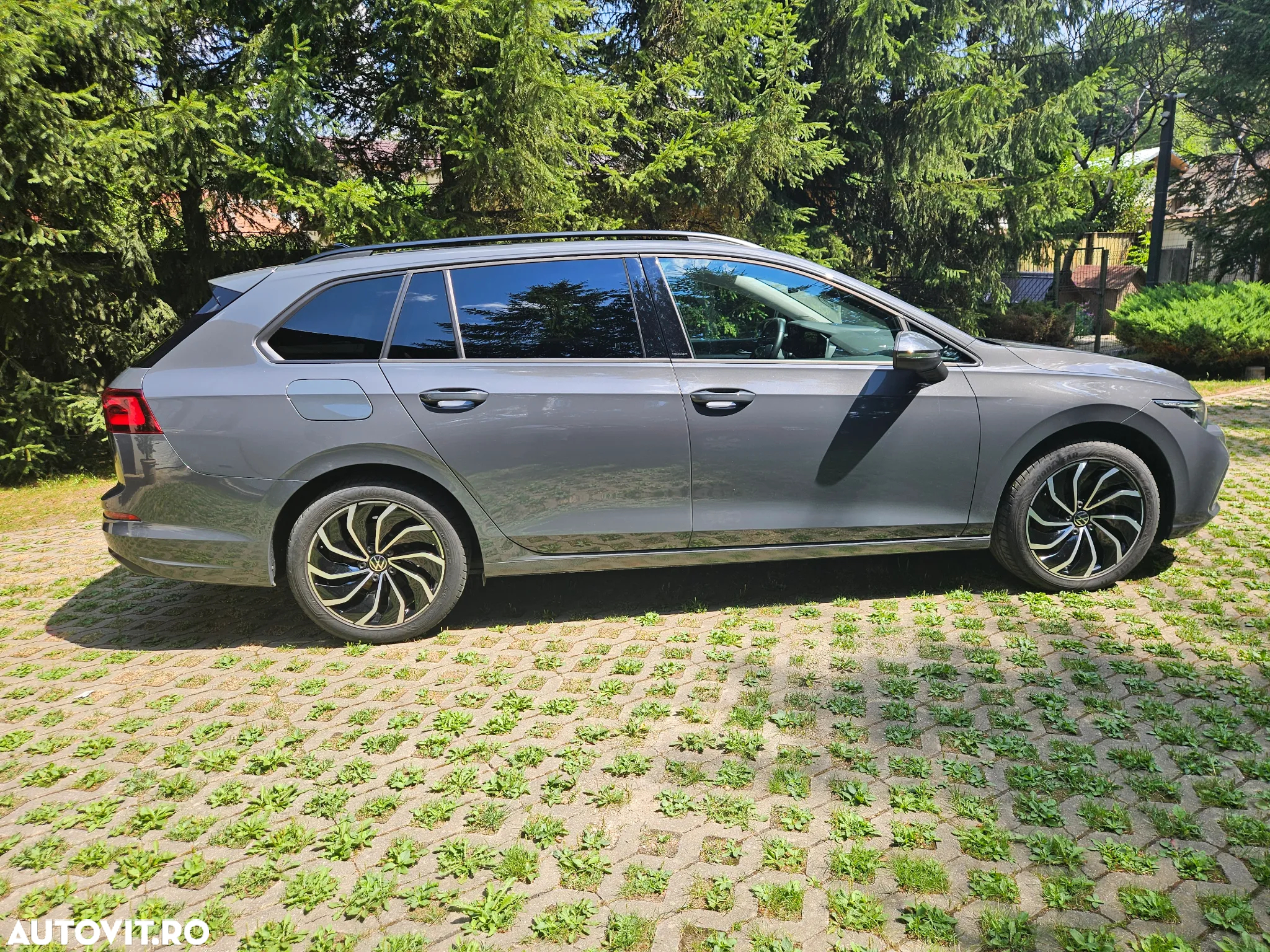 Volkswagen Golf Variant 2.0 TDI 116CP Life - 7