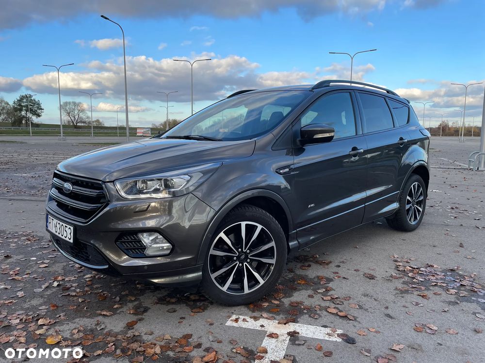 Ford Kuga 1.5 EcoBoost 4x4 ST-Line - 1