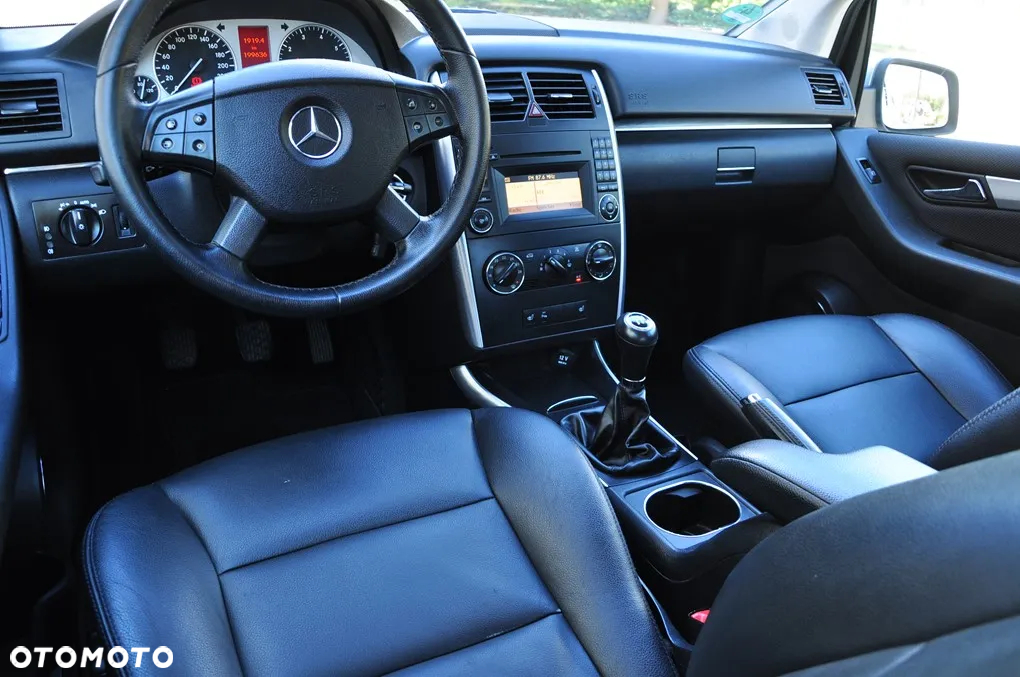 Mercedes-Benz Klasa B 200 Turbo - 39