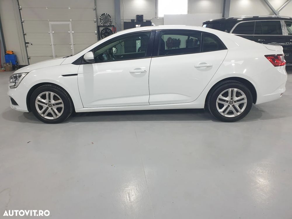 Renault Megane TCe Business - 3