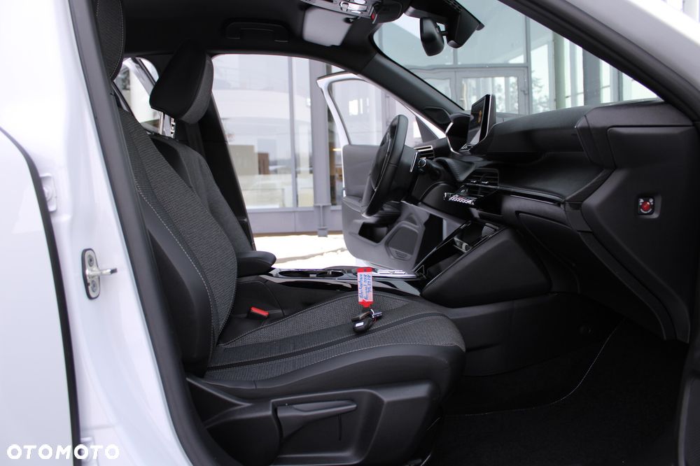 Peugeot 2008 PureTech 130 Stop&Start EAT6 Allure - 35