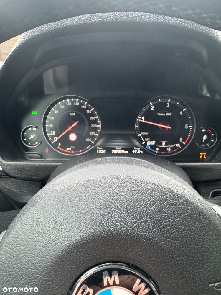 BMW Seria 3 320d xDrive Sport Line - 4