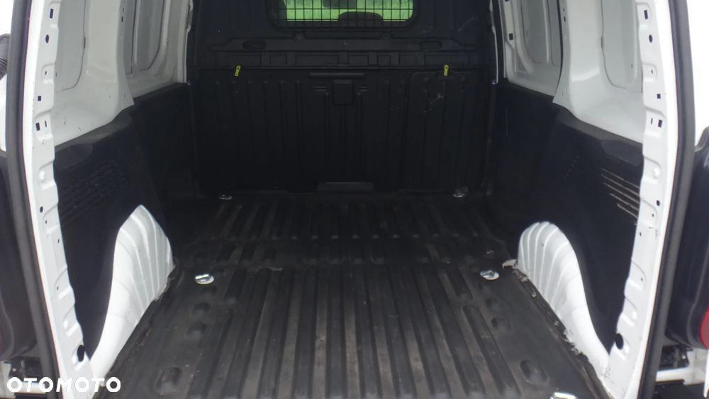 Peugeot Partner - 9