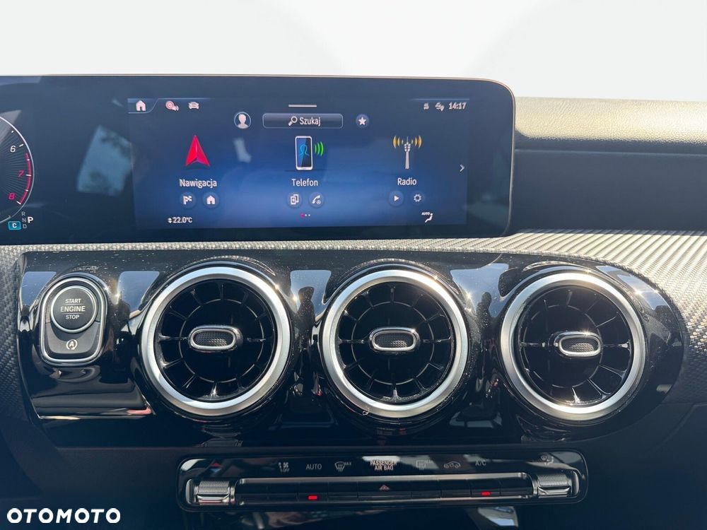 Mercedes-Benz CLA 180 mHEV 7G-DCT - 22