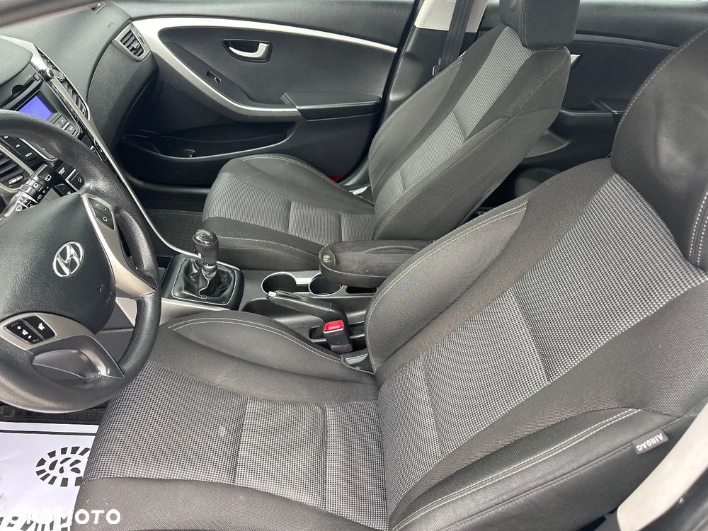 Hyundai i30 1.6 CRDi Classic - 16