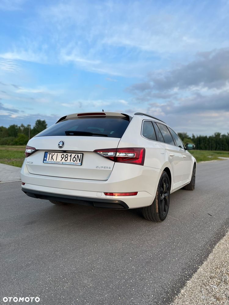 Skoda Superb 1.6 TDI DSG Active - 6