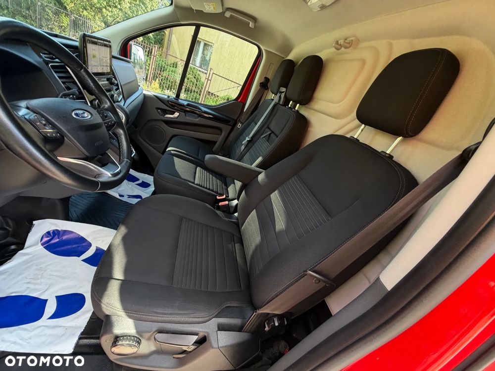 Ford TRANSIT CUSTOM - 8