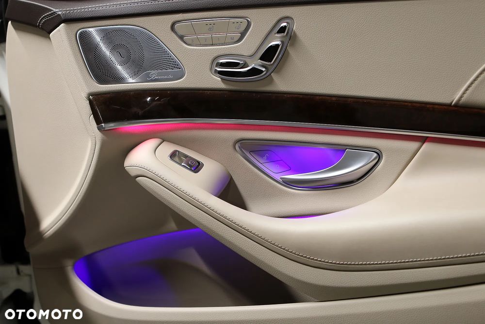 Mercedes-Benz Klasa S 560 L 9G-TRONIC - 30