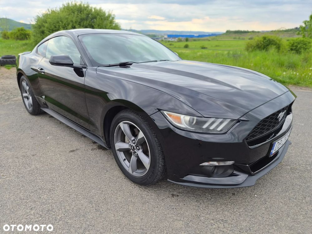 Ford Mustang 3.7 V6 - 1