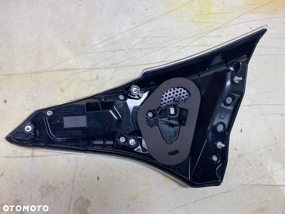 TOYOTA RAV-4 | RAV4 IV LIFT LAMPA TYL LEWA - 2