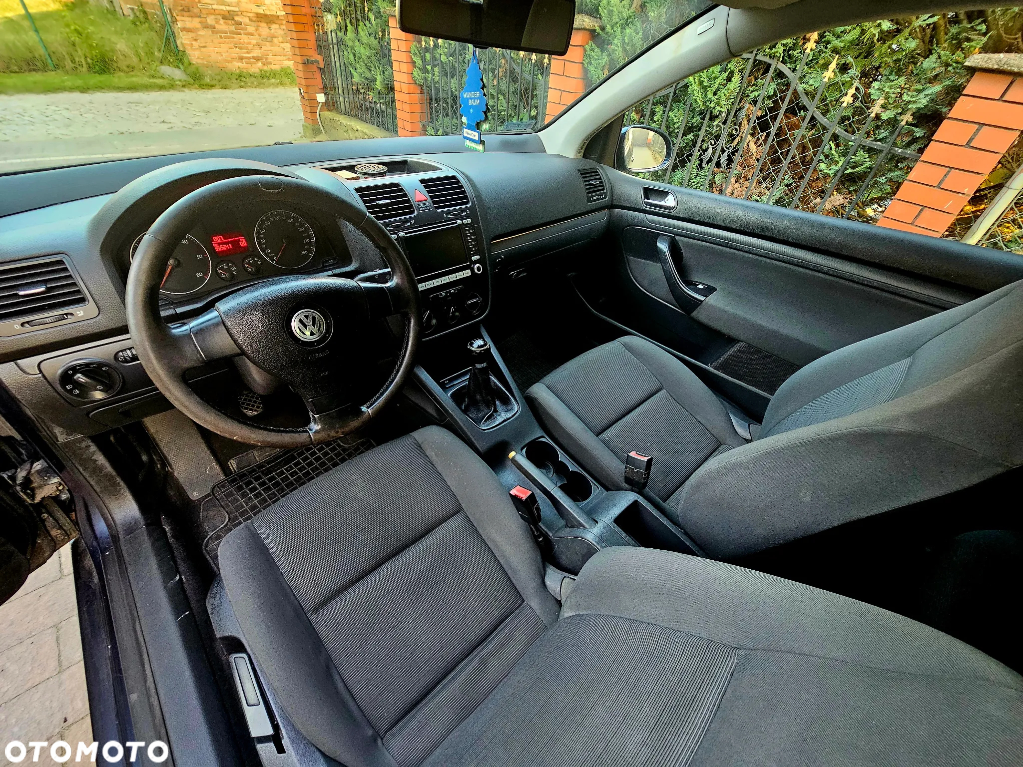 Volkswagen Golf V 1.9 TDI Sportline - 5