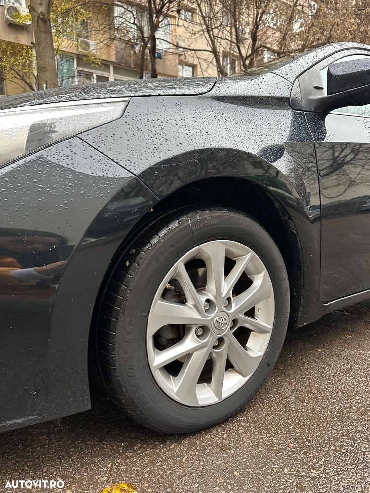 Toyota Corolla 1.4 D-4D Sol - 13