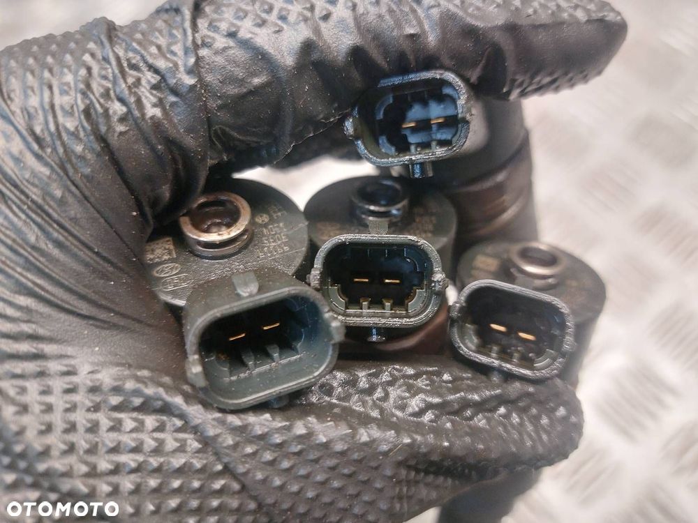 WTRYSK WTRYSKIWACZ KOMPLET KIA CEED I LIFT 2.0 CRDI 33800-27400 - 3