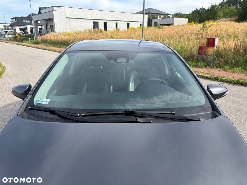 Toyota Avensis 1.8 Premium - 16